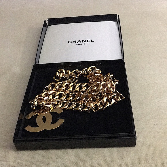 CHANEL Accessories - CHANEL gold BELT
